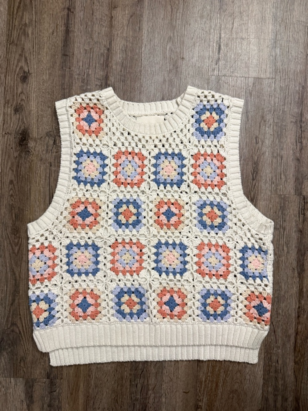 Lucky Brand • Crochet Geo Sweater Tank - Picture 6 of 15